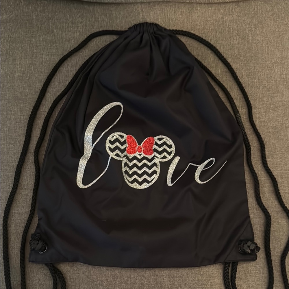 Minnie Mouse Drawstring Bag - Picture 2 of 3